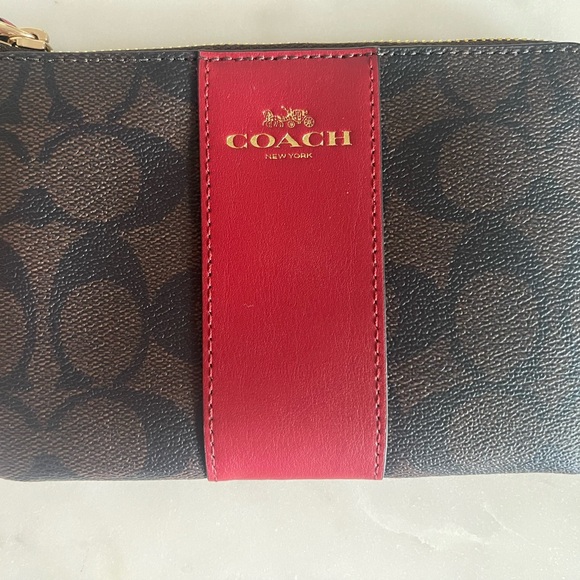 Coach Signature Wristlet in Brown and Red - Picture 4 of 9